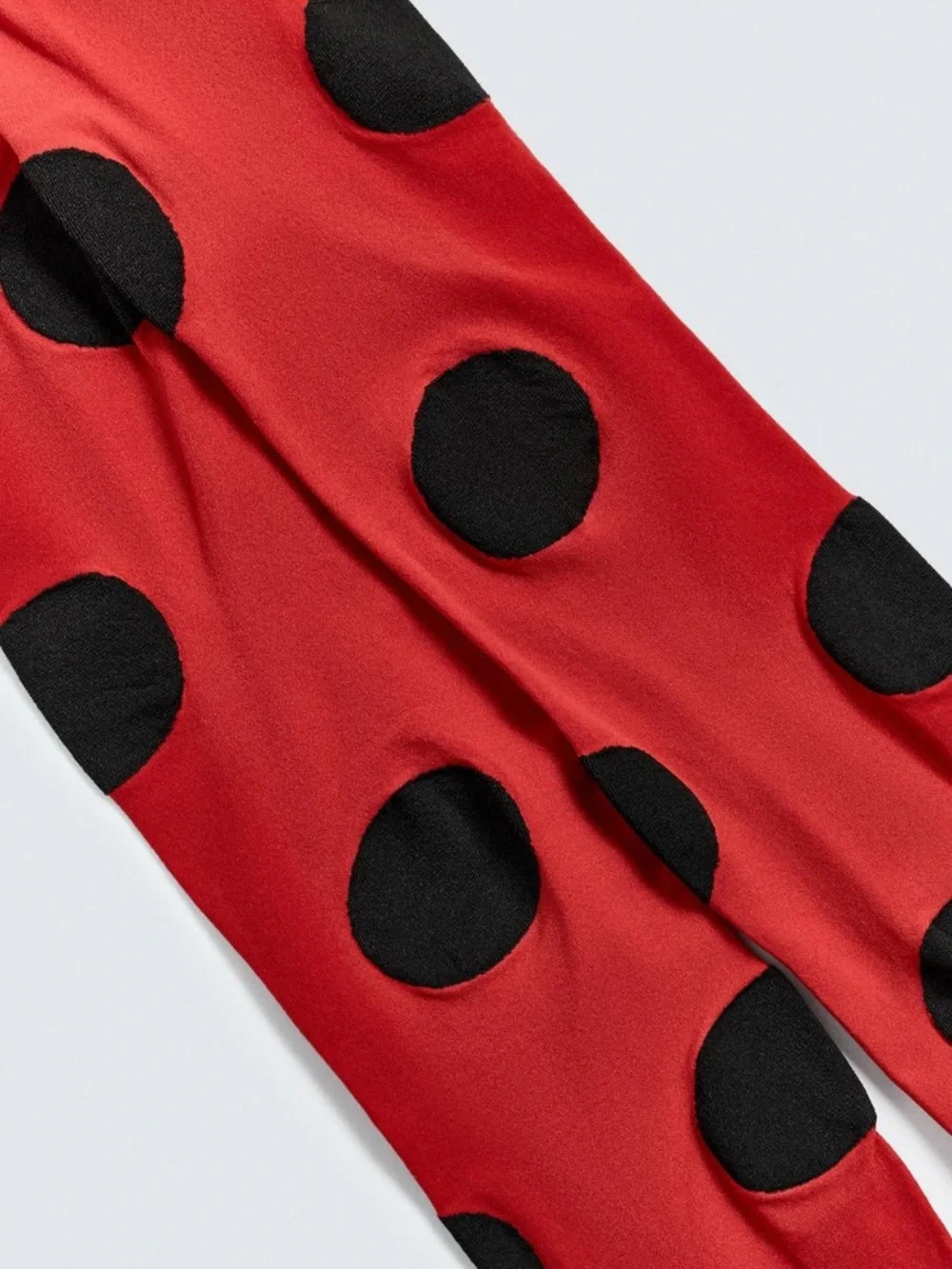 Zara x Disney Harry Lambert NWT red tights 1274/201